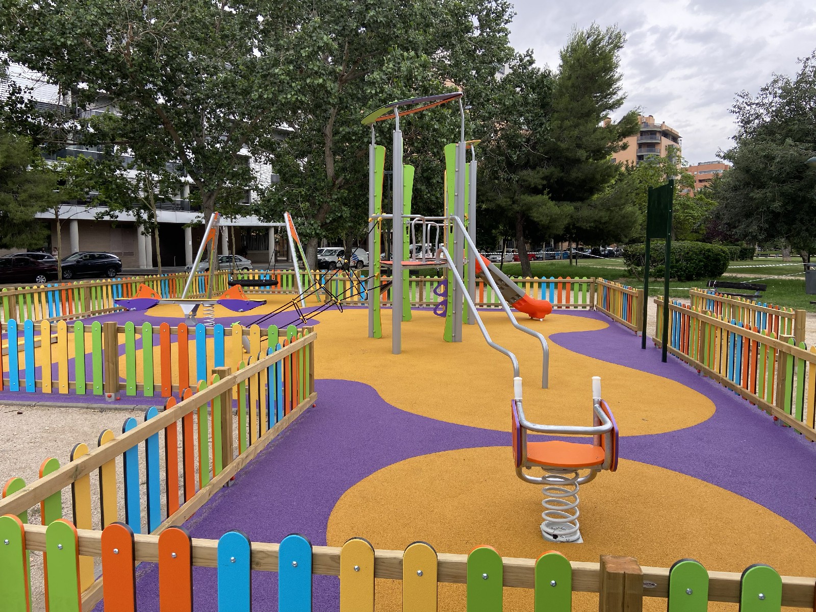 ayuntamiento zaragoza paruqes  infantiles caminos del norte